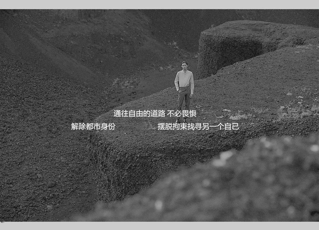 大型警车找轮胎
