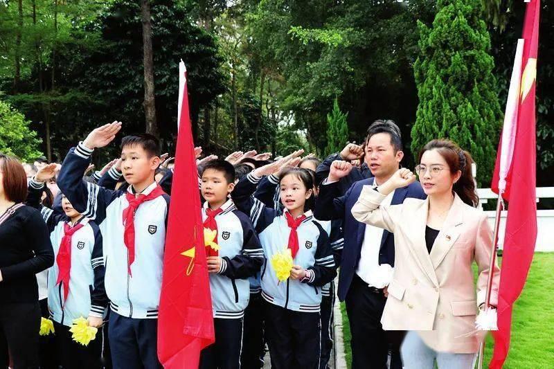 舞狮寓意？